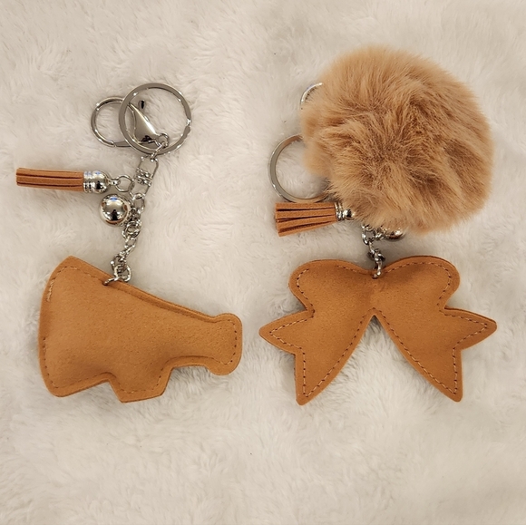 Cheer Keychain Set with Pom Pom And Bow Bag Charms - Picture 2 of 6
